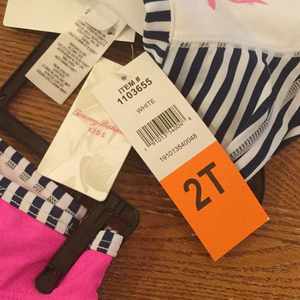 Tommy Bahama 2T Girls swimsuit set - Picture 6 of 7